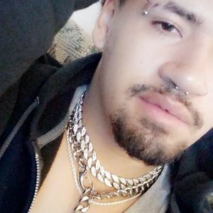 Meet your Posher, Aaron